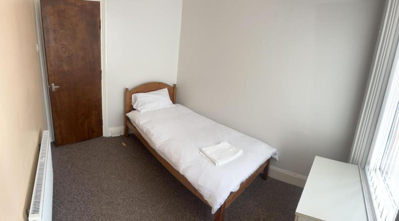 Arthurs Hill Newcastle, Free Parking Fully Equipped Kitchen 4 Bedrooms, Near City Centre Esterno foto