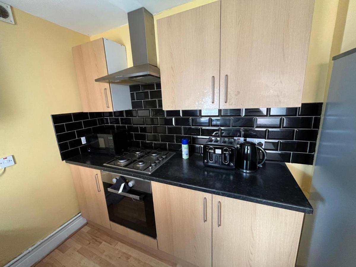 Arthurs Hill Newcastle, Free Parking Fully Equipped Kitchen 4 Bedrooms, Near City Centre Esterno foto