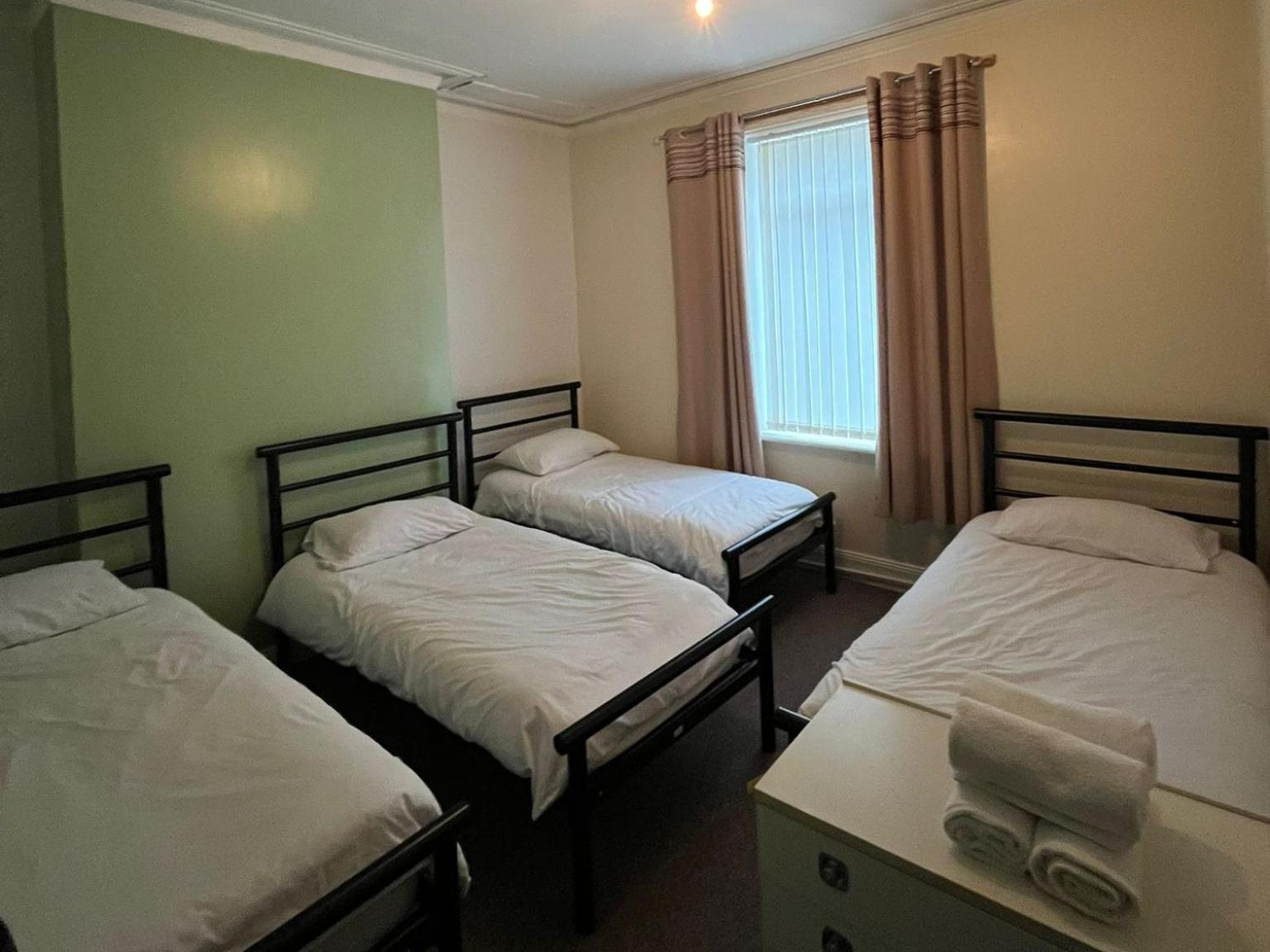 Arthurs Hill Newcastle, Free Parking Fully Equipped Kitchen 4 Bedrooms, Near City Centre Esterno foto